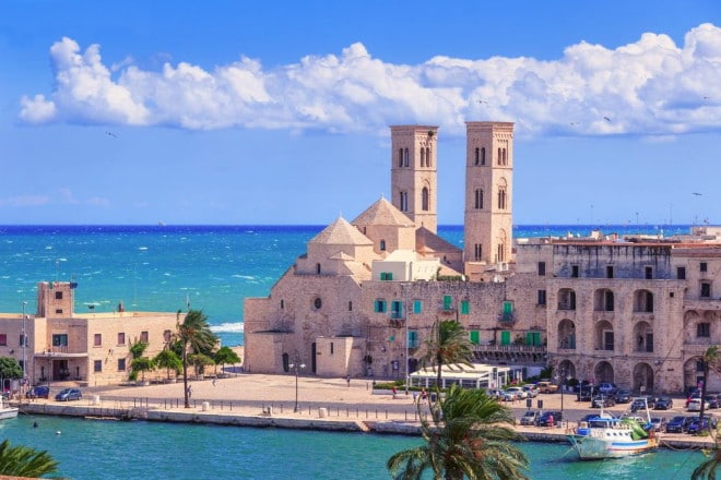 Esplora Molfetta: 10 Cose da Fare e Ammirare Esplora Molfetta: 10 Cose da Fare e Ammirare